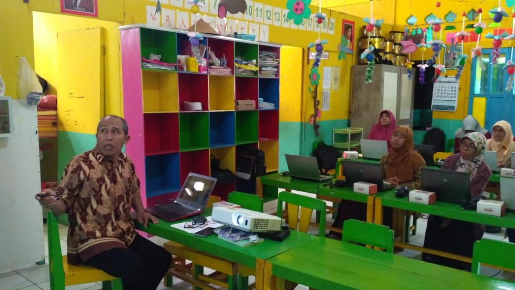 Pelatihan Microsoft Office Guru TK ABA Ponggalan Giwangan