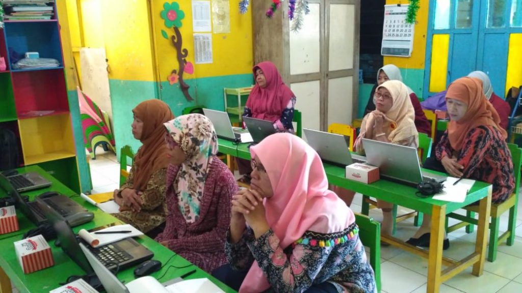 Pelatihan Microsoft Office Guru TK ABA Ponggalan Giwangan