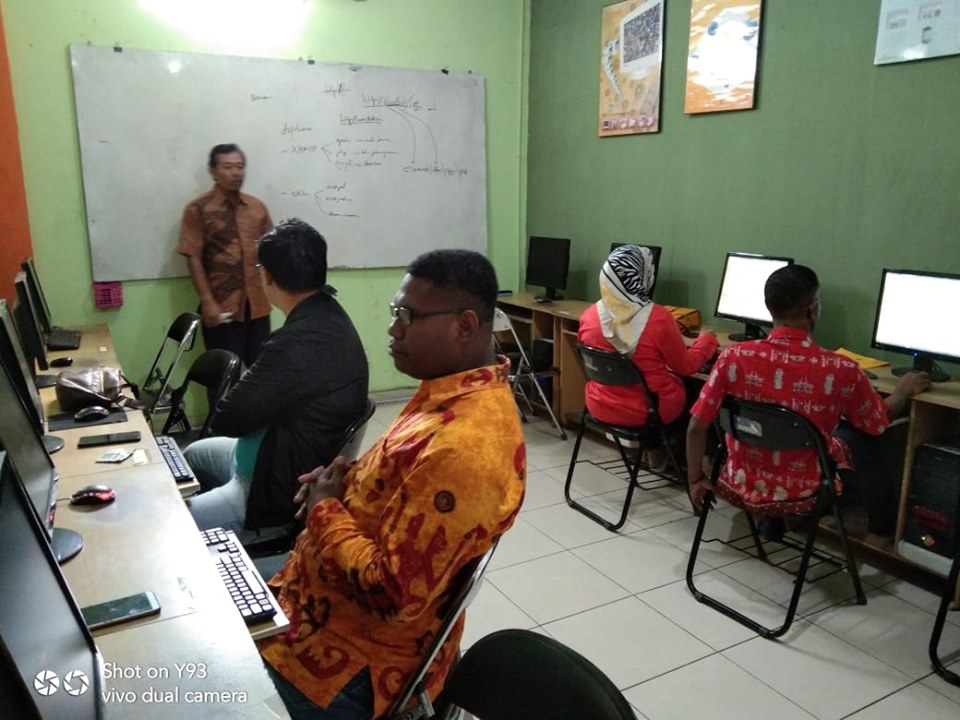 Workshop Web Programming staff BKPSDM Kota Sorong