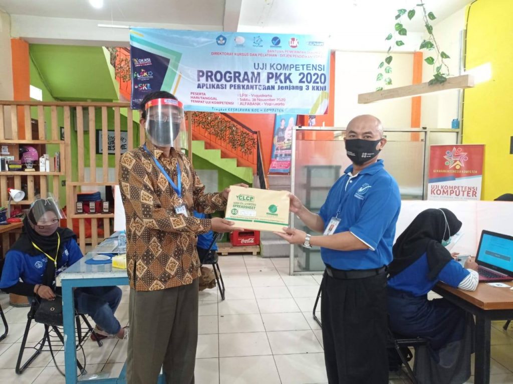Sertifikasi Aplikasi Perkantoran LP3I Yogyakarta